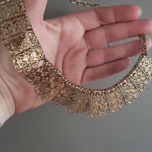 Sarah coventry necklace